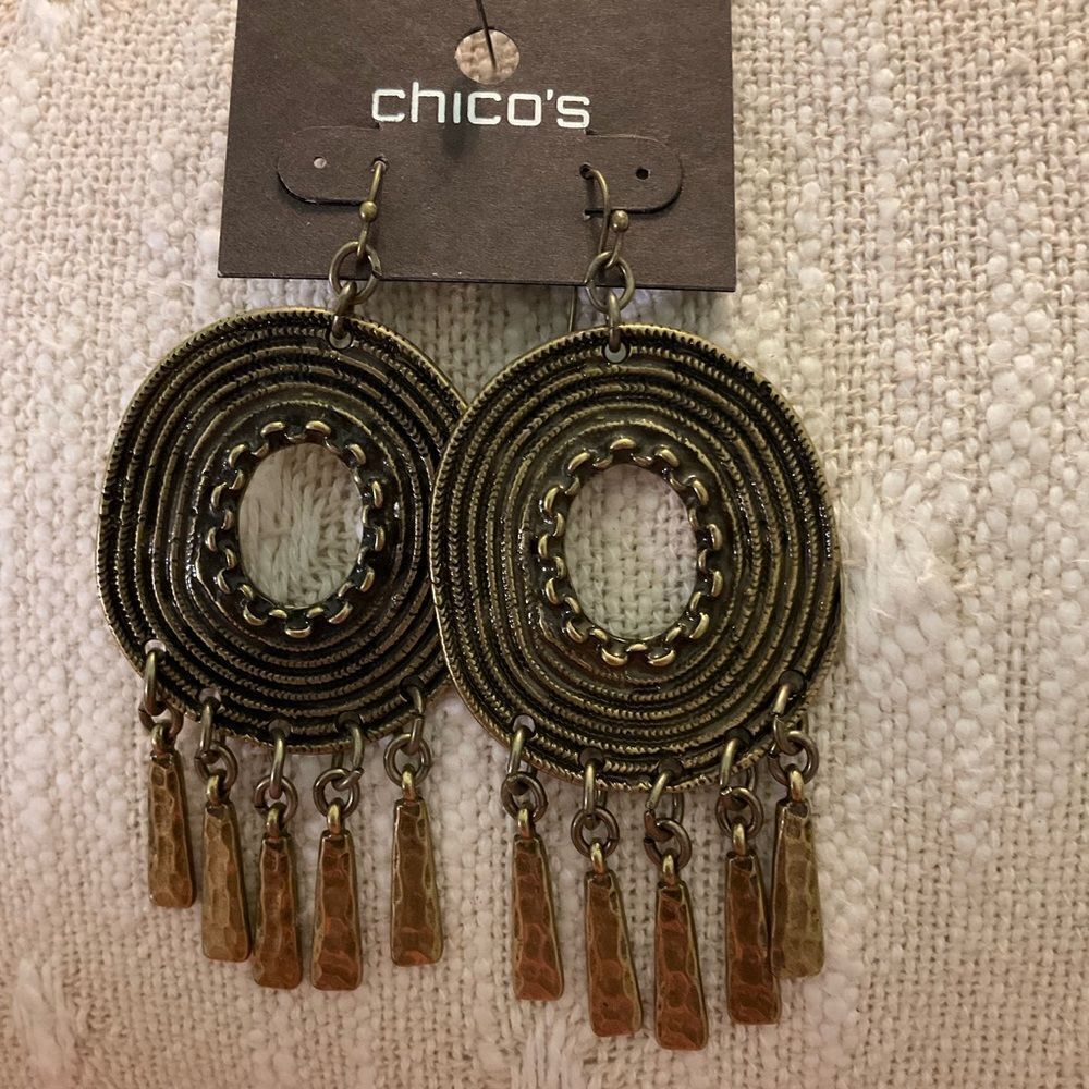 0133-Chico's Gold Statement Earrings‎